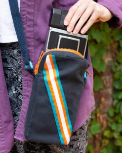 Canvas Shoulder Bag :: SX-70 Sonar -Modern Camera Shop BFCCameraCasesJPGWEB 14