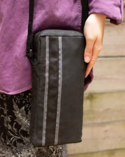 Canvas Shoulder Bag :: SLR 680/690 22 Canvas Shoulder Bag :: SLR 680/690 -Modern Camera Shop BFCCameraCasesJPGWEB 26