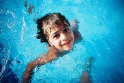 Lomography 100 :: Color -Modern Camera Shop Lomo 100 35mm 2