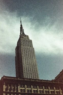 Lomochrome Metropolis 100-400 :: Color -Modern Camera Shop Lomo Metropolis Tamara Saade 03