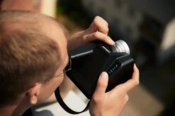 Polaroid :: I-2 -Modern Camera Shop Still4 Lifestyle MaxSiedentopf PolaroidI2 fullres